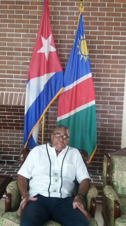 In den Augen des namibischen Botschafters in Kuba, Samuel Hendrik Goagoseb, sind die Kubaner Brüder des Volkes von Namibia Photo: Juventud Rebelde In den Augen des namibischen Botschafters in Kuba, Samuel Hendrik Goagoseb, sind die Kubaner Brüder des Volkes von Namibia Photo: Juventud Rebelde