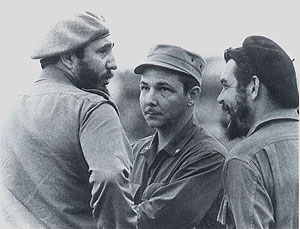 Destruir a la Revolución significaba para la CIA la  eliminación física de Fidel y otros dirigentes, en particular, Raúl y el Che 