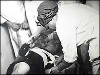 Cuba envió personal médico a Vietnam.
