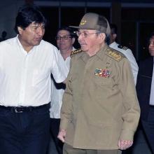 Evo Morales junto a Raúl Castro Ruz