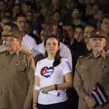 Raúl encabeza Marcha de las Antorchas en homenaje a José Martí, y dedicada al Líder de la Revolución Fidel Castro. Foto: L Eduardo Domínguez/ Cubadebate