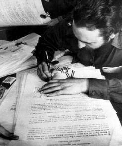 Fidel firmó la Ley de Reforma Agraria en un bohío de la antigua Comandancia de La Plata. Autor: Juventud Rebelde Publicado: 16/05/2020 | 07:48 pm