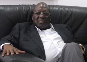 António Paulo Kassoma, secretario general del Movimiento por la Liberación de Angola (MPLA) António Paulo Kassoma, secretario general del Movimiento por la Liberación de Angola (MPLA)