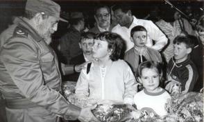 „Ihr werdet die beste Versorgung seitens der besten Spezialisten erhalten“, sagte Fidel zu den Opfern des Atomunfalls, und so geschah es Photo: Liborio Noval