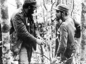 Dirigido por Fidel, el ataque al cuartel de El Uvero puso en evidencia la madurez y la valentía de los jóvenes rebeldes y acrecentó la esperanza en el triunfo. Autor: Archivo de JR Publicado Dirigido por Fidel, el ataque al cuartel de El Uvero puso en evidencia la madurez y la valentía de los jóvenes rebeldes y acrecentó la esperanza en el triunfo. Autor: Archivo de JR Publicado