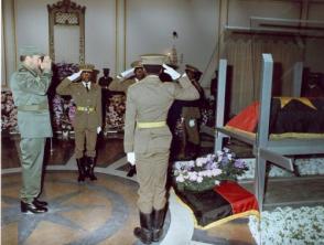 Encuentro con internacionalistas cubanos en Angola
